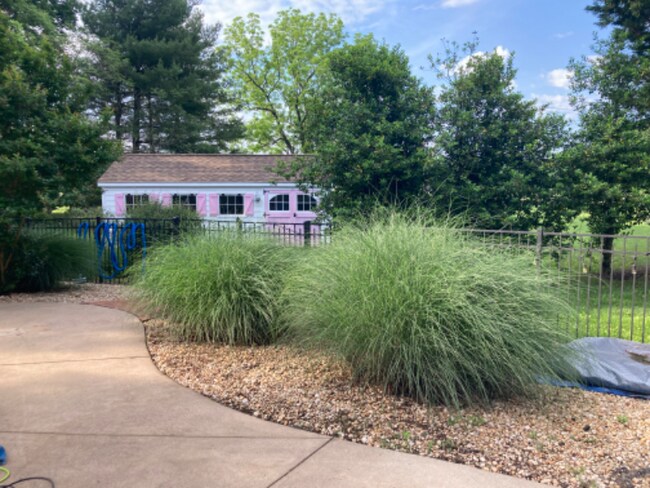 Foto del edificio - 120 Tyler Dr