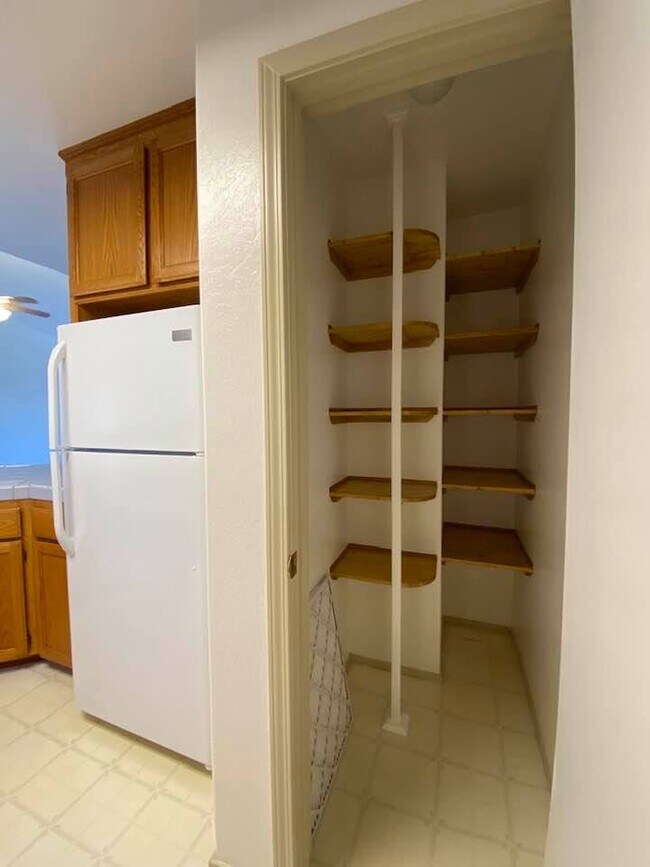 Building Photo - 21180 Pokie Dr
