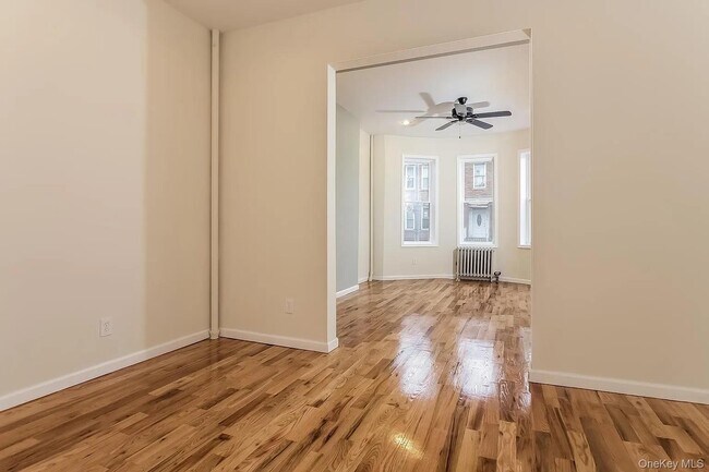 Foto del edificio - 21 Dewey Pl