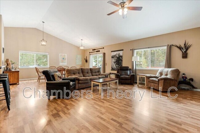 Foto del edificio - 17329 Harlequin Dr