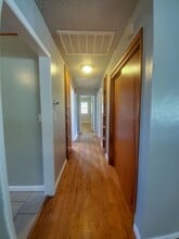 Building Photo - 1310 E Independence St