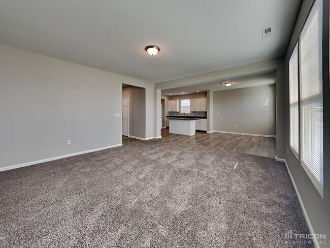 Building Photo - 2446 Creek Bank Dr