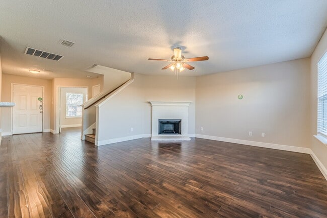 Foto del edificio - 813 Post Oak Trail