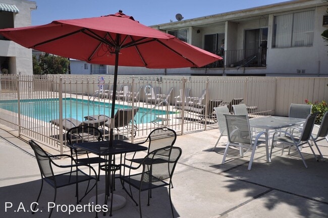 Building Photo - 1 br, 1 bath Apartment - 5502 Corteen Plac...