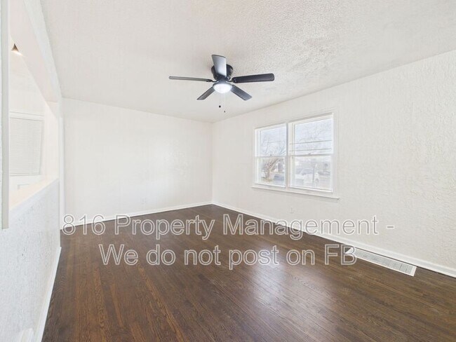 Foto del edificio - 5620 E 103rd St