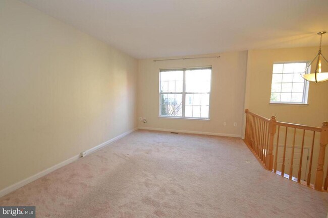 Building Photo - 21108 Camomile Ct