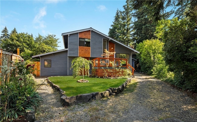 Building Photo - Beautifully Remodeled 4BR/2BA Home in Kirk...