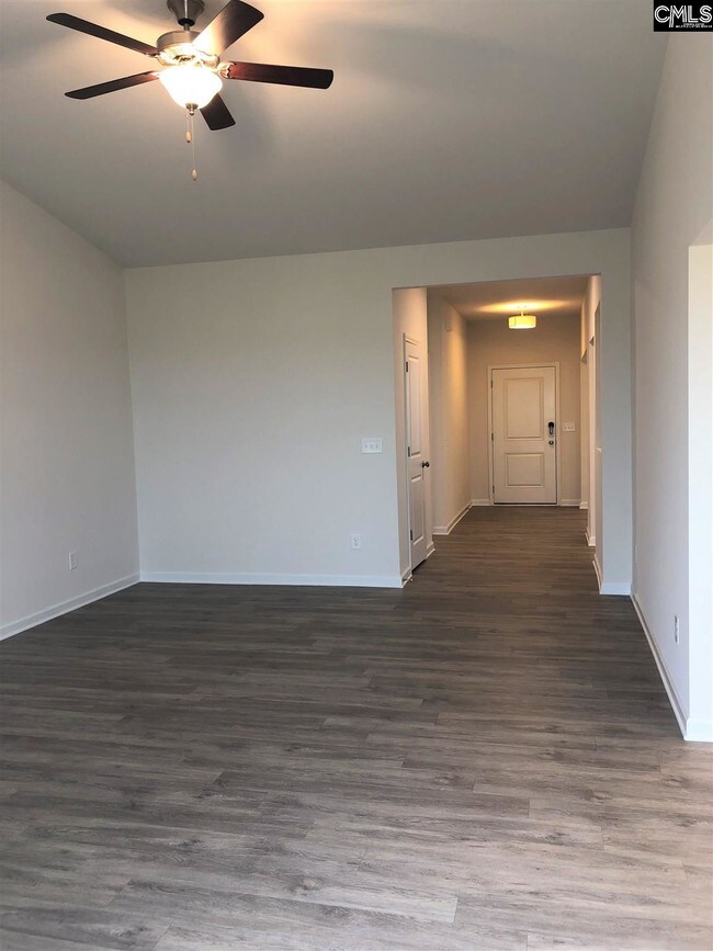 Foto del edificio - 807 Spring Cress Dr