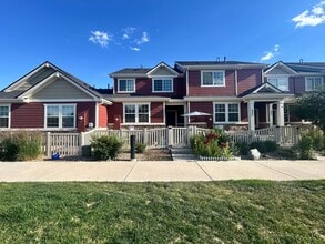 Building Photo - 215 Jackson Dr