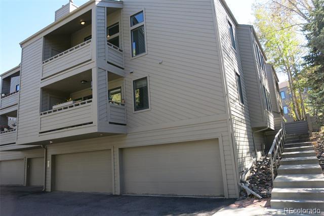 Building Photo - 23642 Pondview Pl