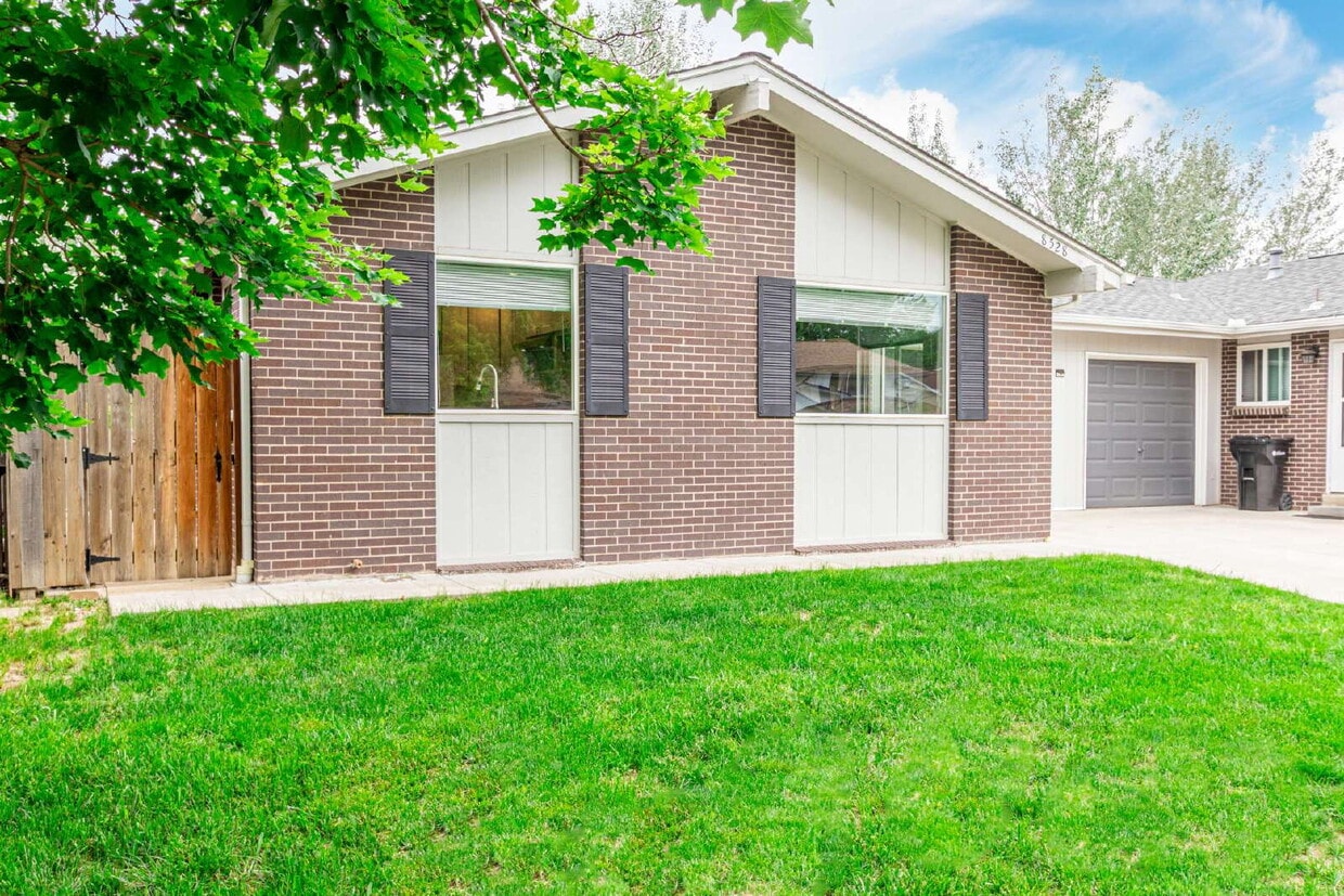 Lovely Two Bed one bath in Arvada for rent - Lovely Two Bed one bath in Arvada for rent