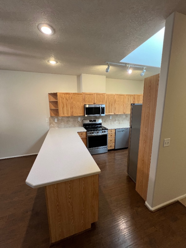 Building Photo - 98 E Sedgewick Dr