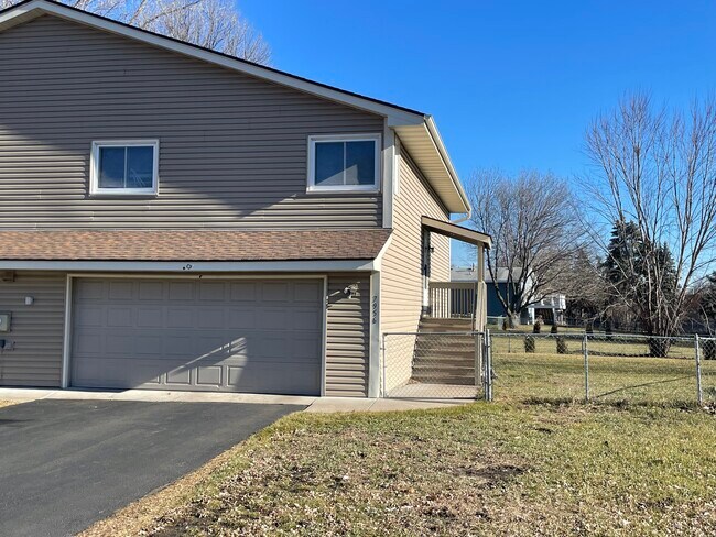 Building Photo - 7956 Beard Ct N