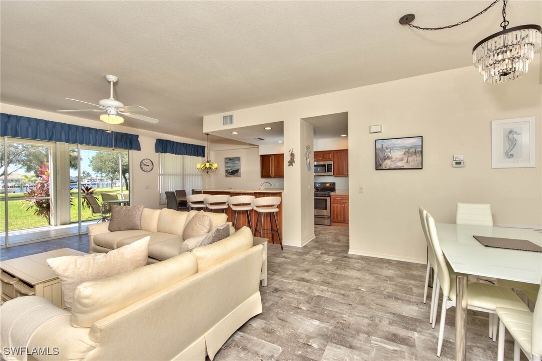 Foto principal - 285 Cays Dr