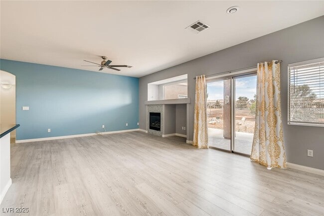 Foto del edificio - 3594 Driving Range St