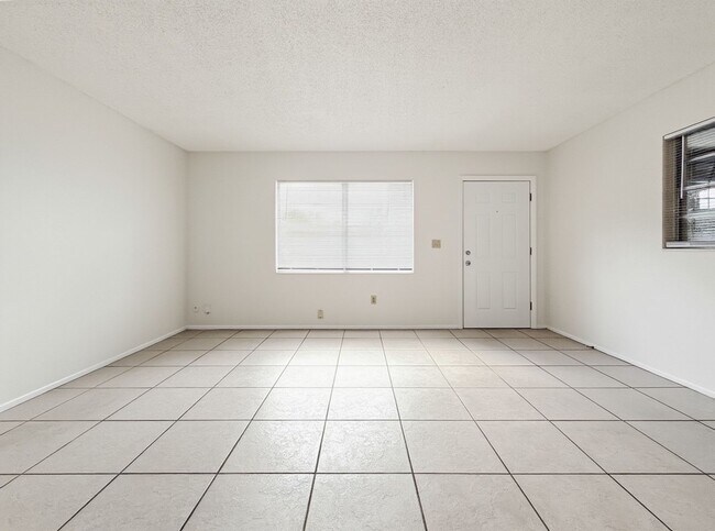 Foto del edificio - 3/2 Home in College Park