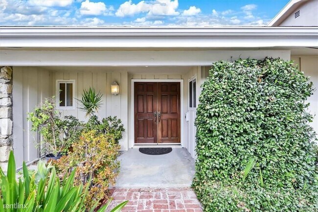 Foto del edificio - 3 br, 2 bath House - 23161 Gainford St