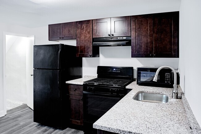 Foto del edificio - 2348 Moore St