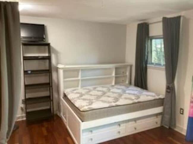 Building Photo - Maxwell condos