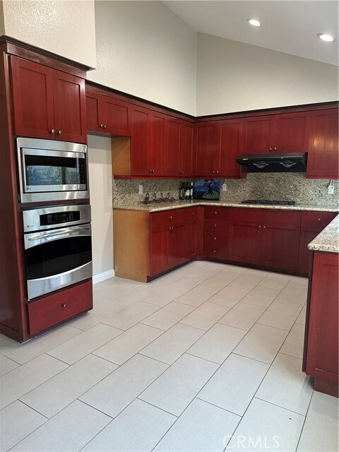 Building Photo - 533 Chuck Wagon Cir