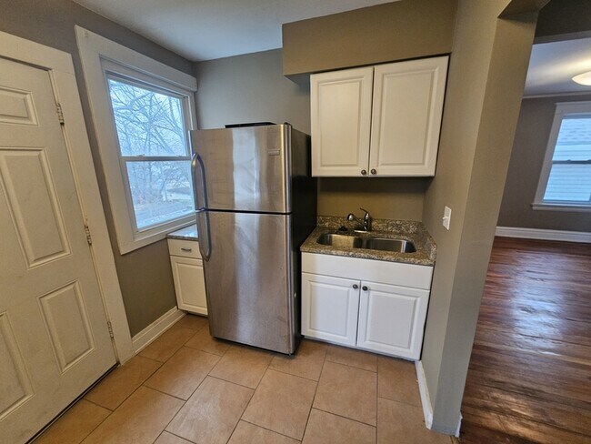 Foto del edificio - 1330 Brockley Ave