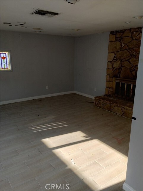 Building Photo - 8592 Amy Ave