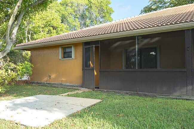 Building Photo - 10501 NW 43rd St