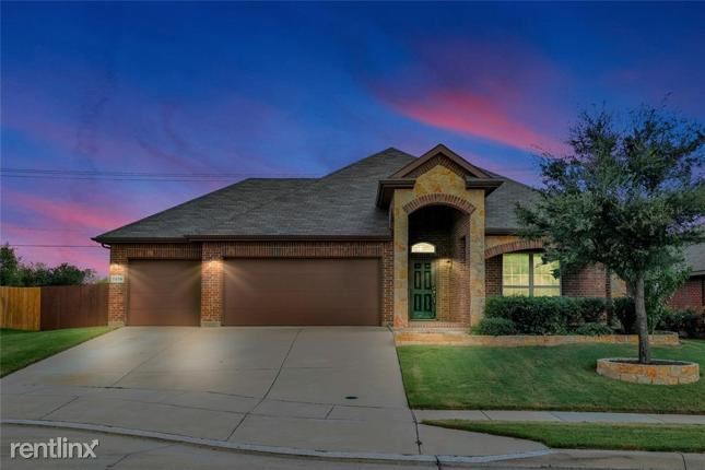 Foto del edificio - 3 br, 2 bath House - 9505 Cypress Lake Drive