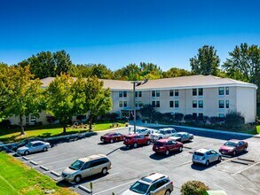 Building Photo - 1000 NW Arlington Pl