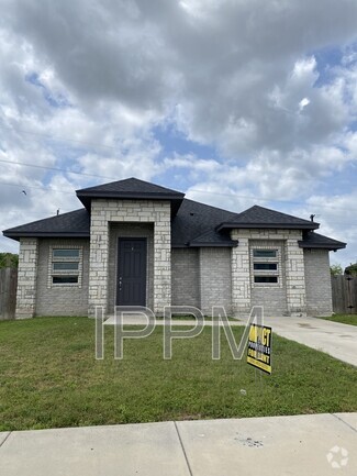 Building Photo - 17236 Mandarin Ave