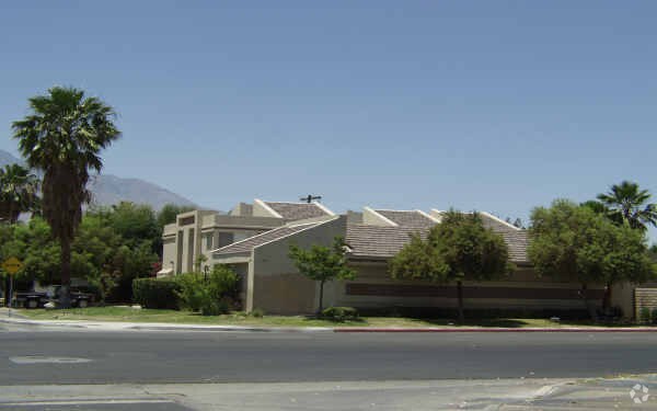 Foto principal - 32971 Cathedral Canyon Dr