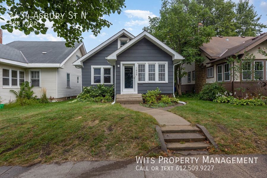 Foto principal - 1434 Asbury St N