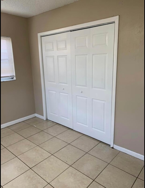 Foto del edificio - 7541 NW 44th Ct