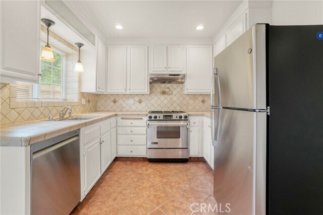 Foto del edificio - 6318 Nagle Ave