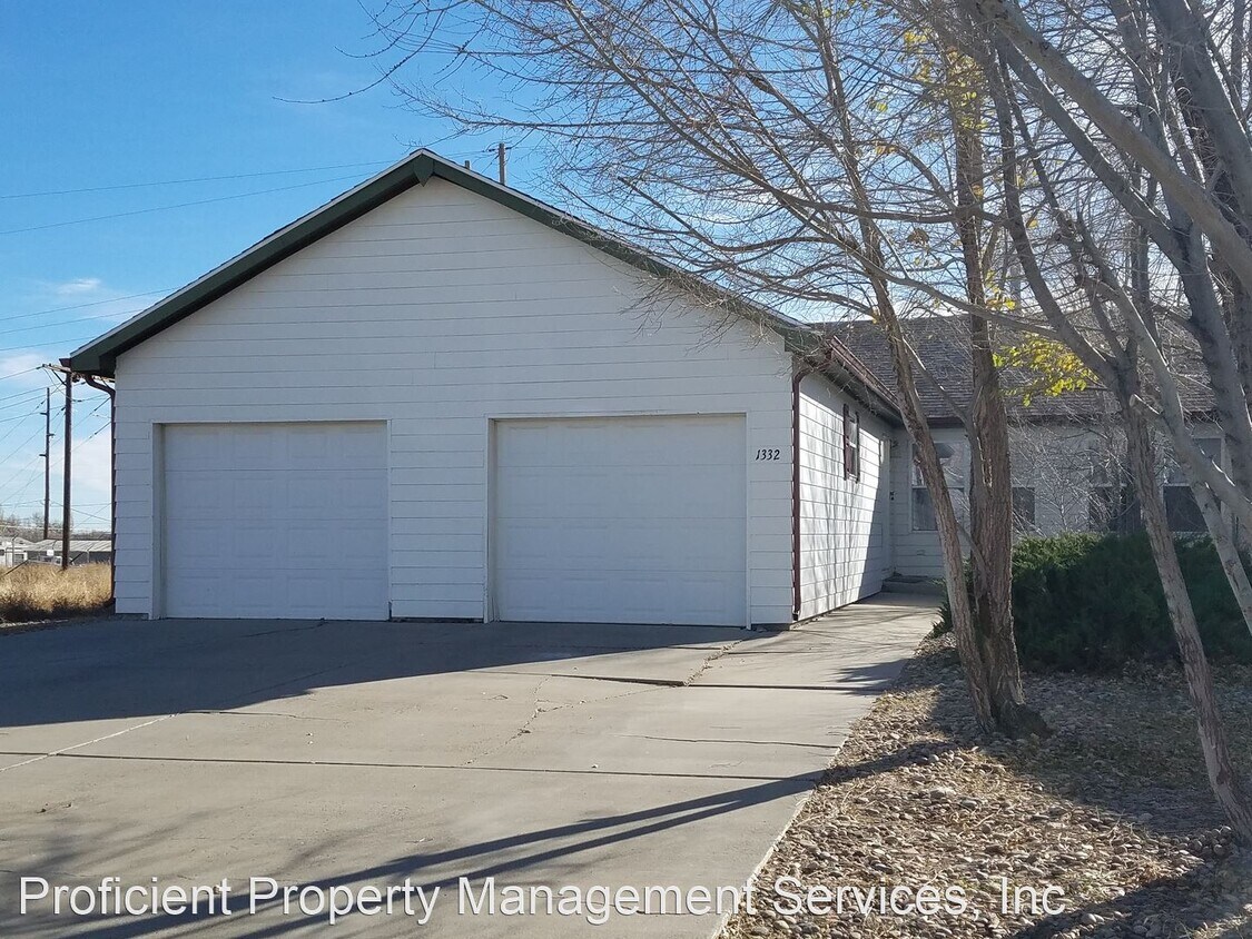 Foto principal - 3 br, 2 bath House - 1332 Natalie