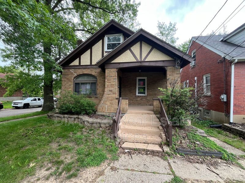 Primary Photo - 6620 Highland Ave