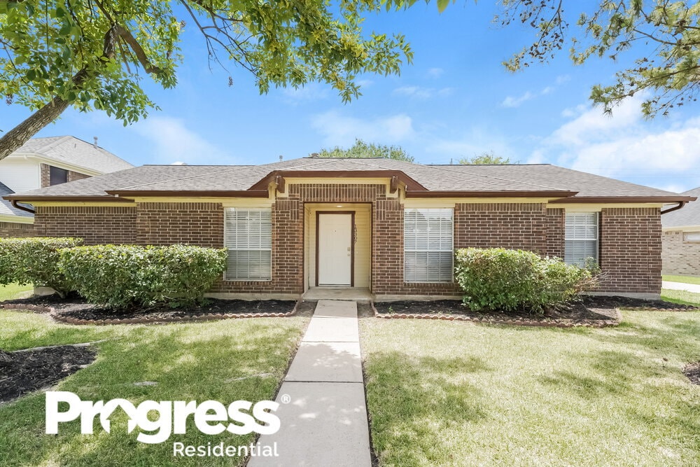 13307 Rosstown Dr, Sugar Land, TX 77478 House for Rent in Sugar Land