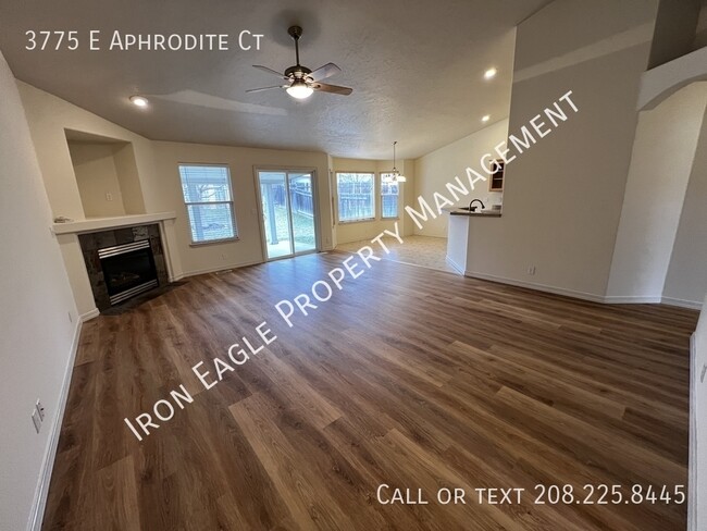 Foto del edificio - 3775 E Aphrodite Ct