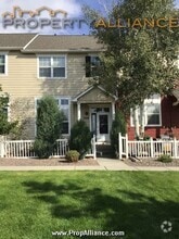 Building Photo - 1530 Chimney Peak Dr