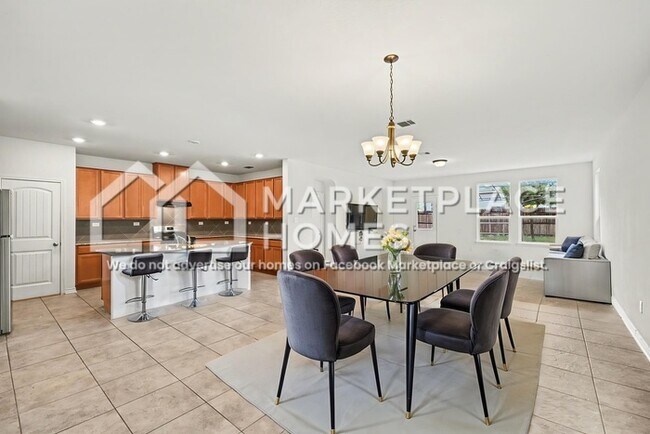 Foto del edificio - 3901 Legend Hill