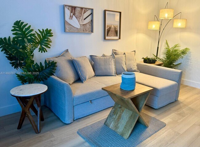 Foto del edificio - 2301 Collins Ave