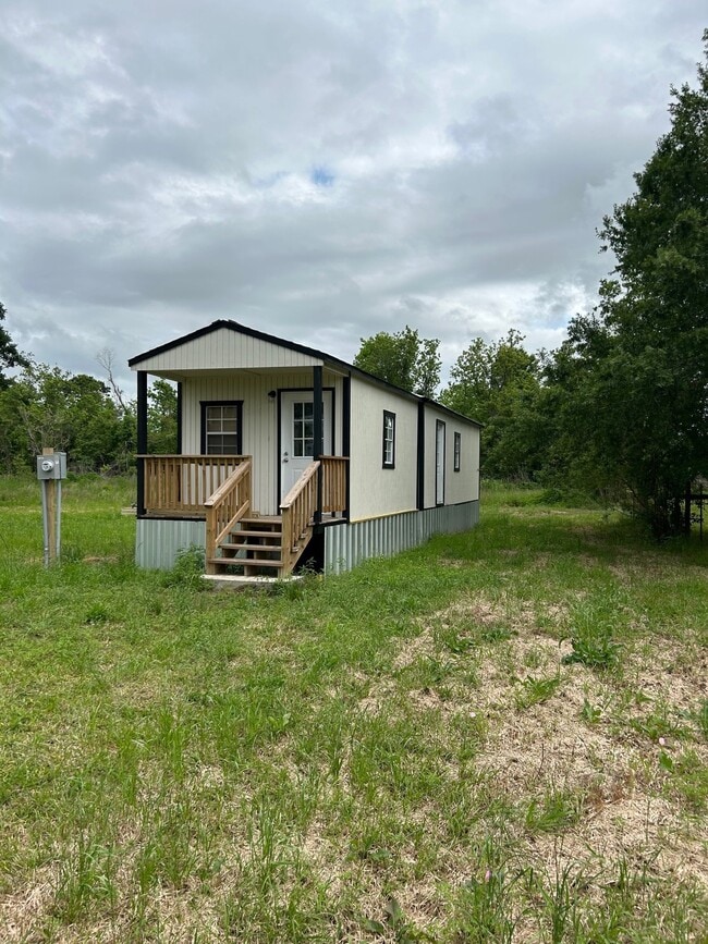 Building Photo - 619 County Rd 6053
