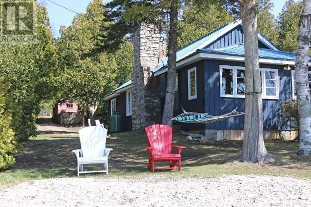 Photo du bâtiment - 131 Bay St