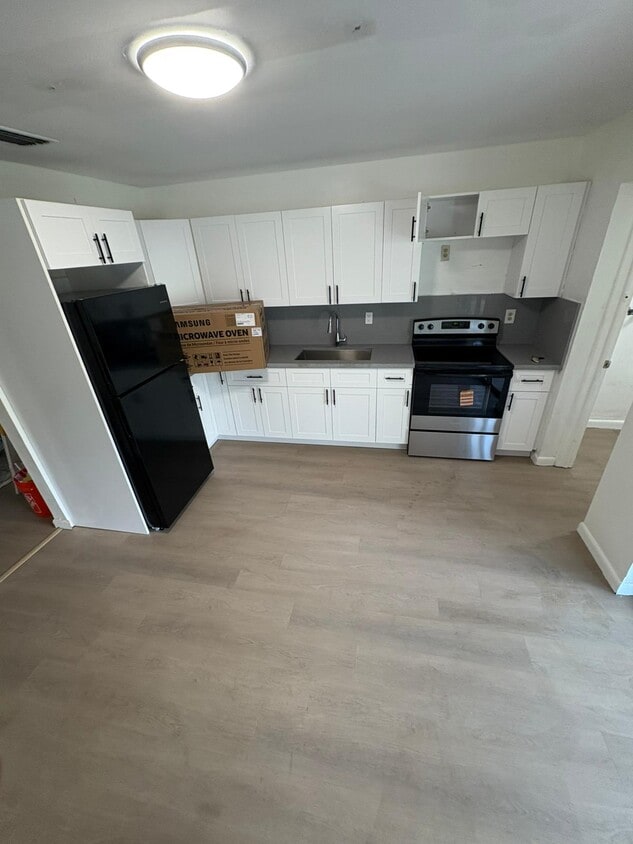 Foto principal - 3319 Grove Rd