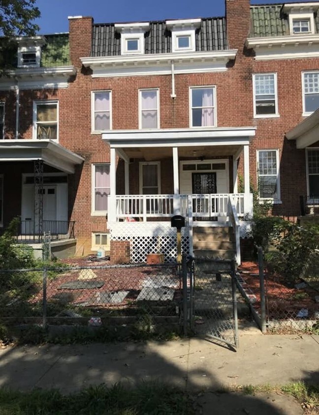 Primary Photo - 2902 Ulman Ave