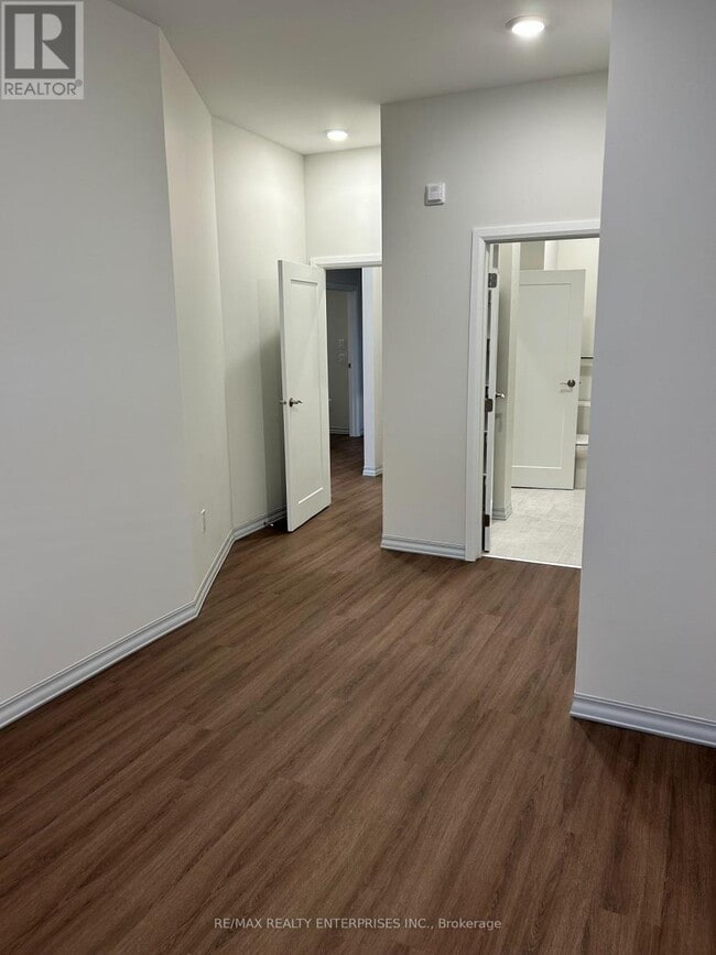 Photo du bâtiment - 845 2nd Ave E