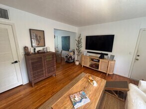 Building Photo - 7820 SW 55th Ave