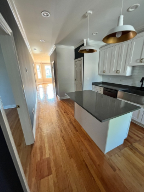 Foto del edificio - 2338 N Ridgeway Ave