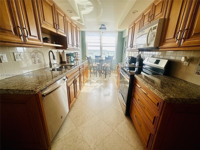 Foto del edificio - 1501 S Ocean Dr
