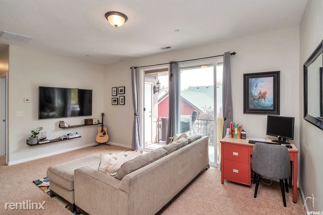 Building Photo - 2 br, 2 bath Condo - 11453 S Oakmond Rd